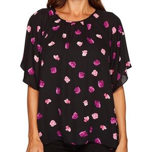 Floral CeCe top. Like new condition